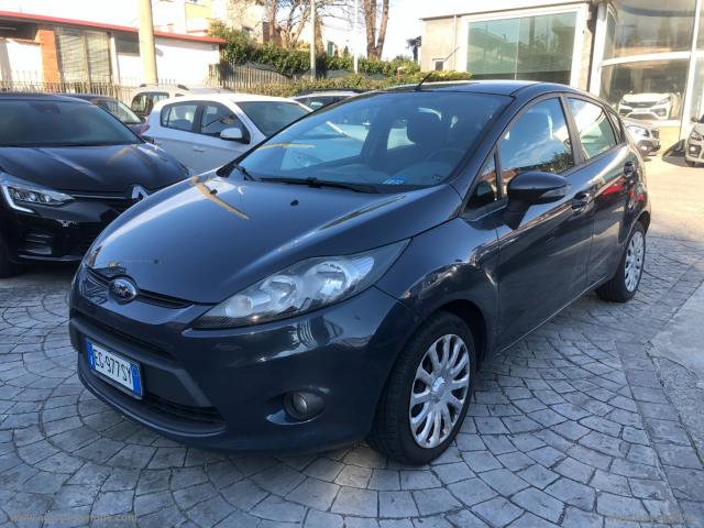 Auto - Ford fiesta+ 1.2 82 cv 5p.