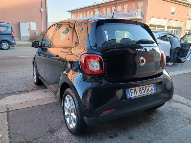 Auto - Smart forfour 70 1.0 passion