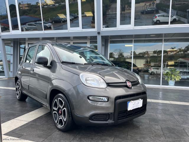 Auto - Fiat panda 1.0 firefly s&s hybrid city life