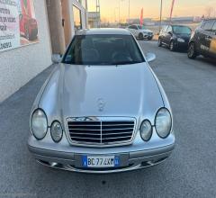 Auto - Mercedes-benz clk 200 kompressor sport