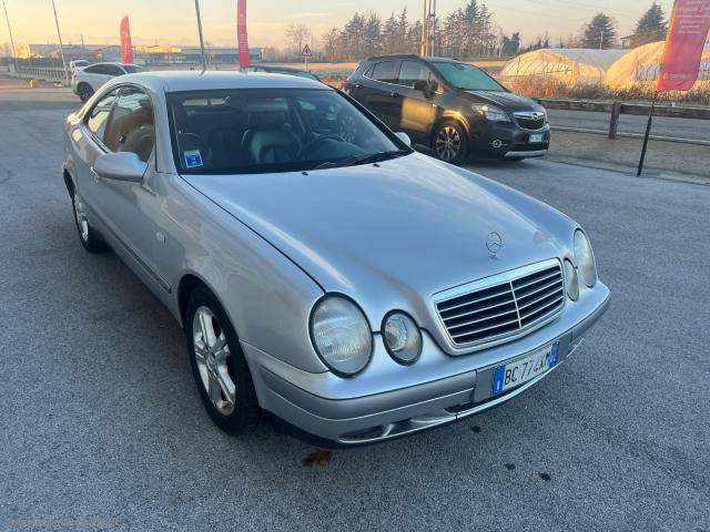 Auto - Mercedes-benz clk 200 kompressor sport