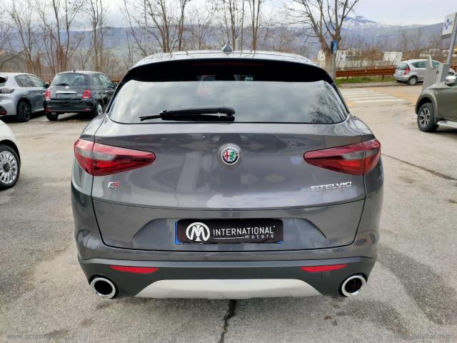 Auto - Alfa romeo stelvio 2.2 t.diesel 210 cv at8 q4 super