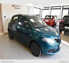 Auto - Lancia ypsilon 1.2 69 cv 5p. gpl ecochic gold