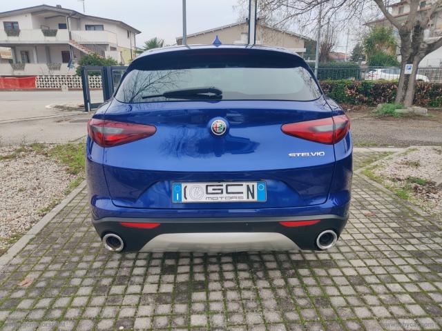 Auto - Alfa romeo stelvio 2.2 t.diesel 160cv at8 rwd super