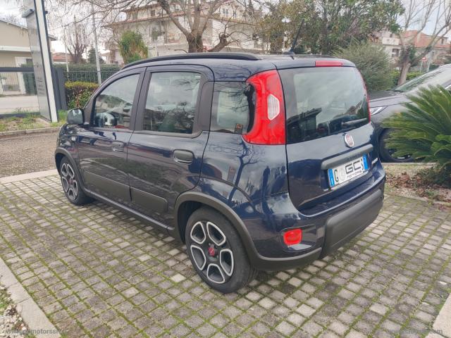 Auto - Fiat panda 1.0 firefly s&s hybrid city life