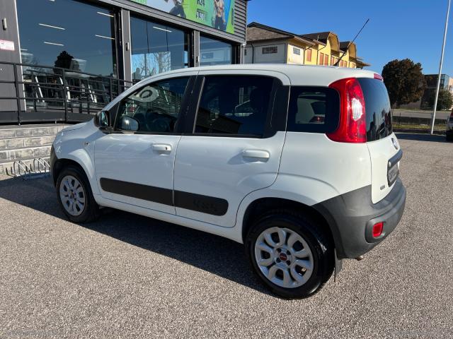 Auto - Fiat panda 1.3 mjt s&s 4x4 pop clim. van 2pti