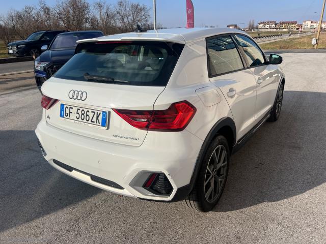 Auto - Audi a1 citycarver 30 tfsi s tronic