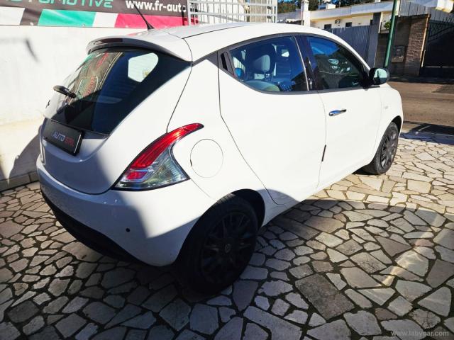 Auto - Lancia ypsilon 1.2 69 cv 5p. platinum