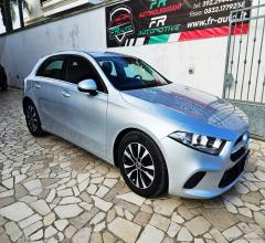 Auto - Mercedes-benz a 180 d automatic 4p. premium