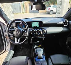 Auto - Mercedes-benz a 180 d automatic 4p. premium