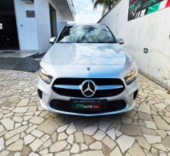 Auto - Mercedes-benz a 180 d automatic 4p. premium