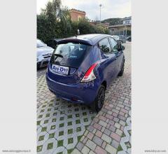 Auto - Lancia ypsilon 1.2 69 cv 5p. unyca