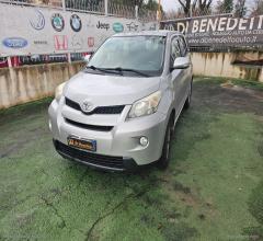 Auto - Toyota urban cruiser 1.4 d-4d awd luxury