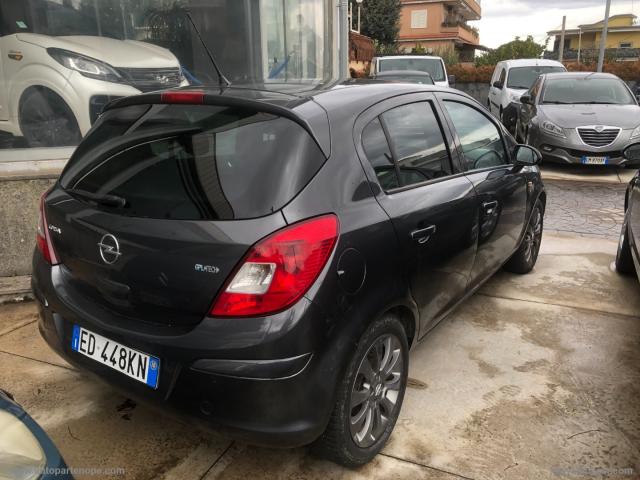 Auto - Opel corsa 1.2 80 cv 5p. gpl-tech club