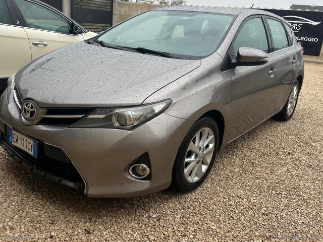 Toyota auris 1.4 d-4d lounge