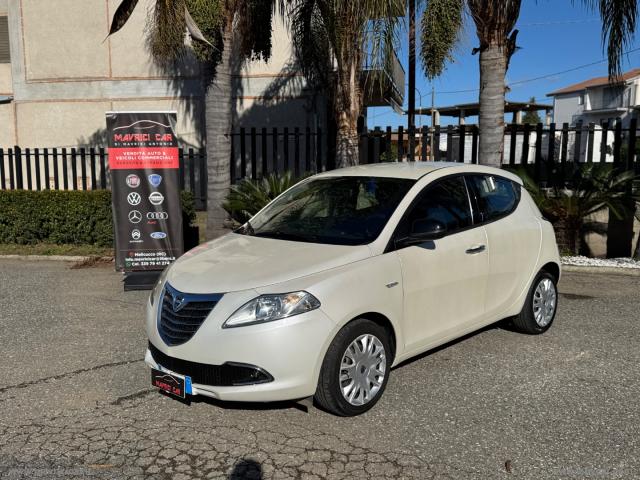 Auto - Lancia ypsilon 1.3 mjt 95 cv 5p. s&s platinum