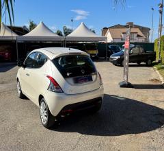 Auto - Lancia ypsilon 1.3 mjt 95 cv 5p. s&s platinum