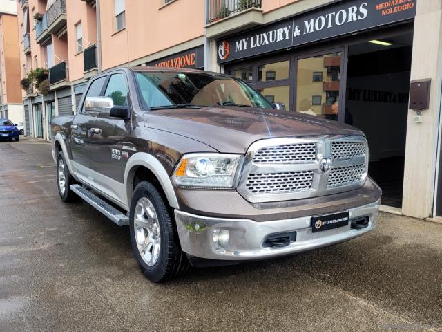 Auto - Ram 1500 laramie