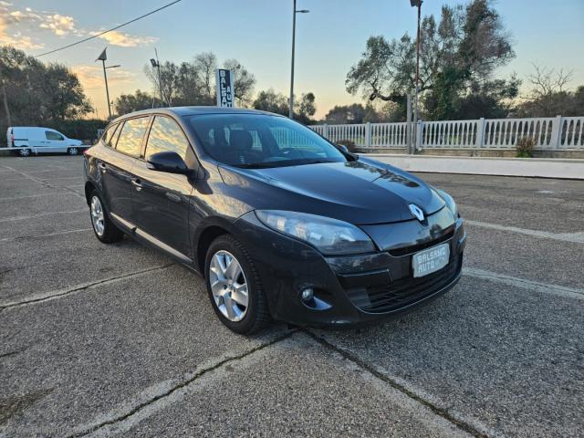 Auto - Renault mÃ©gane 1.5 dci 110 cv st attractive