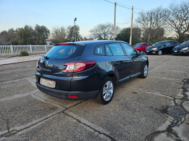 Auto - Renault mÃ©gane 1.5 dci 110 cv st attractive