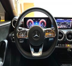 Auto - Mercedes-benz a 180 d automatic 4p. premium