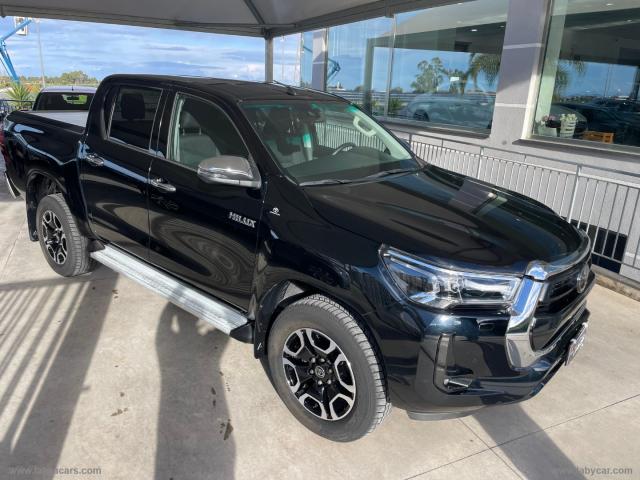 Auto - Toyota hilux 2.4 d-4d a/t 4wd 4p. dc lounge