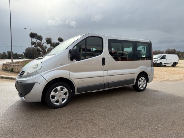 Auto - Renault trafic t27 2.0 dci/115 pc-tn pass. luxe