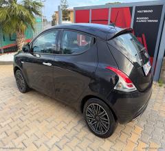 Auto - Lancia ypsilon 1.2 69 cv 5p. gpl ecochic gold