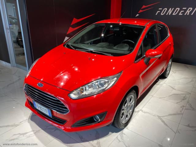 Auto - Ford fiesta 1.4 5p. bz.- gpl