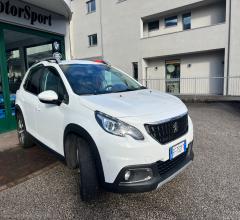 Auto - Peugeot 2008 bluehdi 120 s&s allure