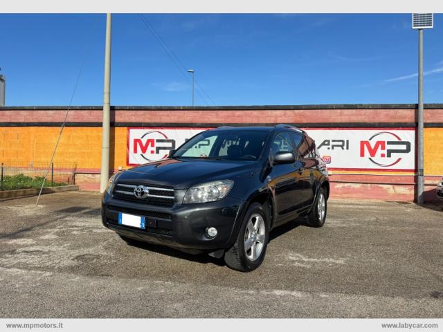 Auto - Toyota rav4 luxury 2.2 d-4d 177cv