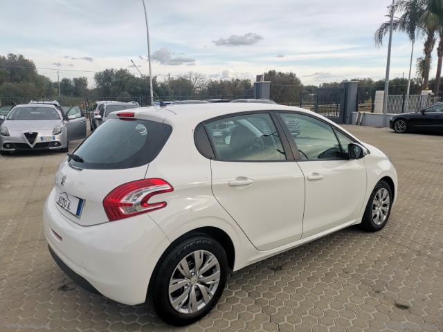 Auto - Peugeot 208 1.4 vti 95 cv 5p. gpl active