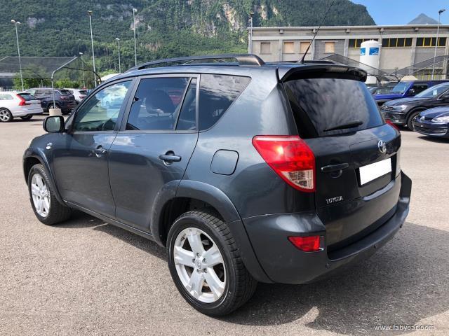 Auto - Toyota rav4 2.2 d-4d 177 cv