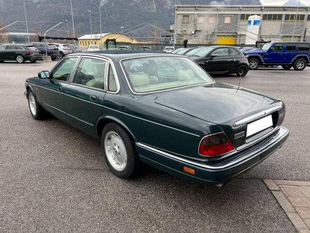 Auto - Jaguar sovereign 4.0 automatic