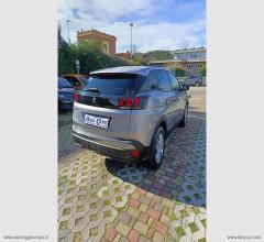 Auto - Peugeot 3008 bluehdi 130 s&s eat8 business