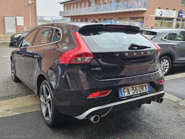 Auto - Volvo v40 d3 geartronic r-design