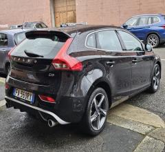 Auto - Volvo v40 d3 geartronic r-design