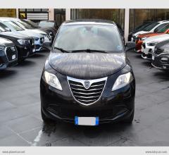 Auto - Lancia ypsilon 1.2 69 cv 5p. s&s gold