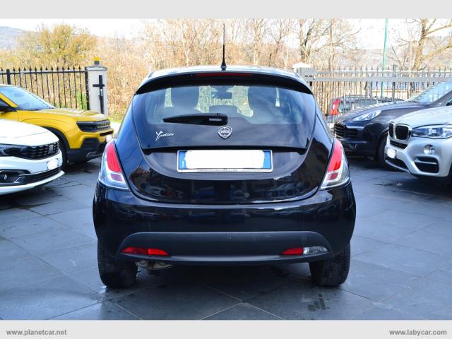 Auto - Lancia ypsilon 1.2 69 cv 5p. s&s gold