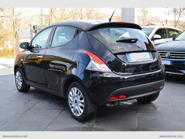 Auto - Lancia ypsilon 1.2 69 cv 5p. s&s gold