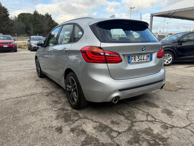 Auto - Bmw 218d active tourer sport