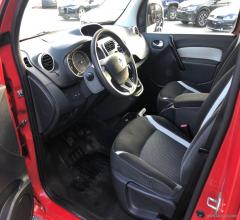 Auto - Renault kangoo 1.2 tce 115 cv 5p.