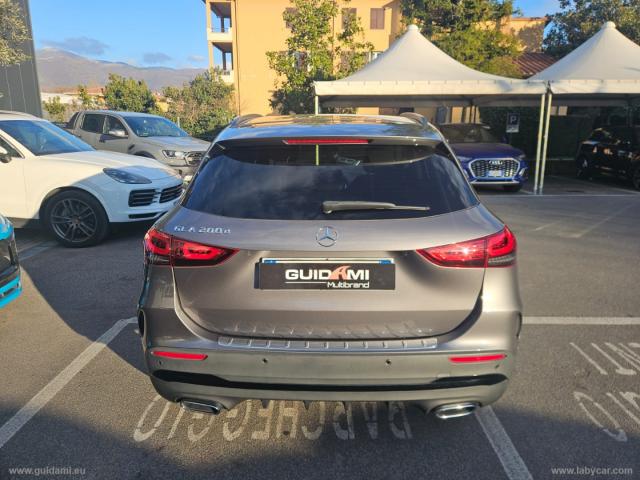 Auto - Mercedes-benz gla 200 d automatic premium