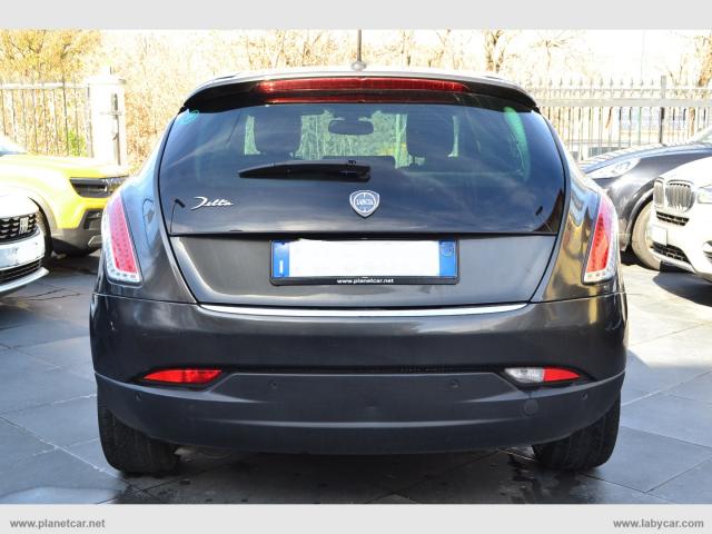 Auto - Lancia delta 1.6 mjt platino