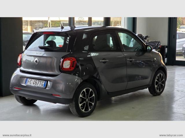 Auto - Smart forfour 70 1.0 passion