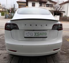 Auto - Tesla model 3 performance dual motor awd