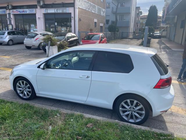 Auto - Volkswagen golf 1.6 tdi 3p. highline bmt