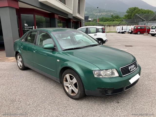 Auto - Audi a4 2.0 20v