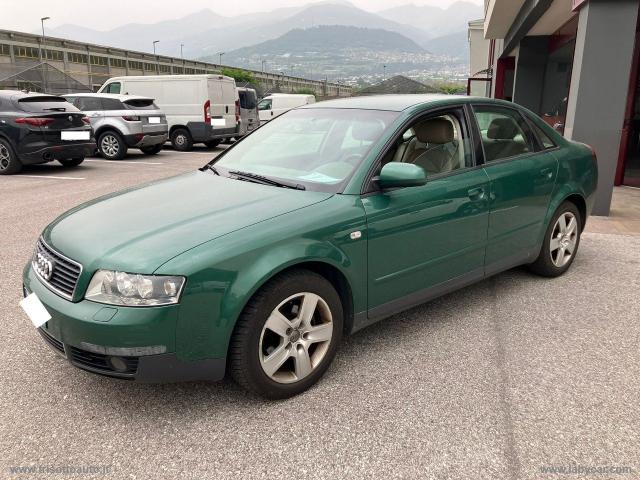 Auto - Audi a4 2.0 20v