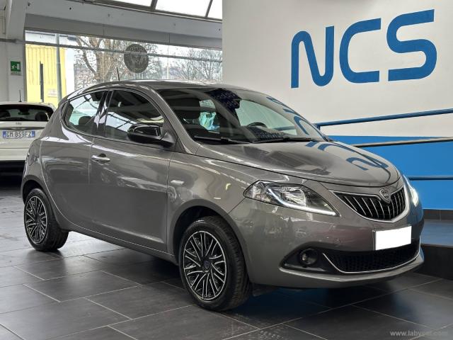 Auto - Lancia ypsilon 1.0 firefly 5p.s&s hybryd gold